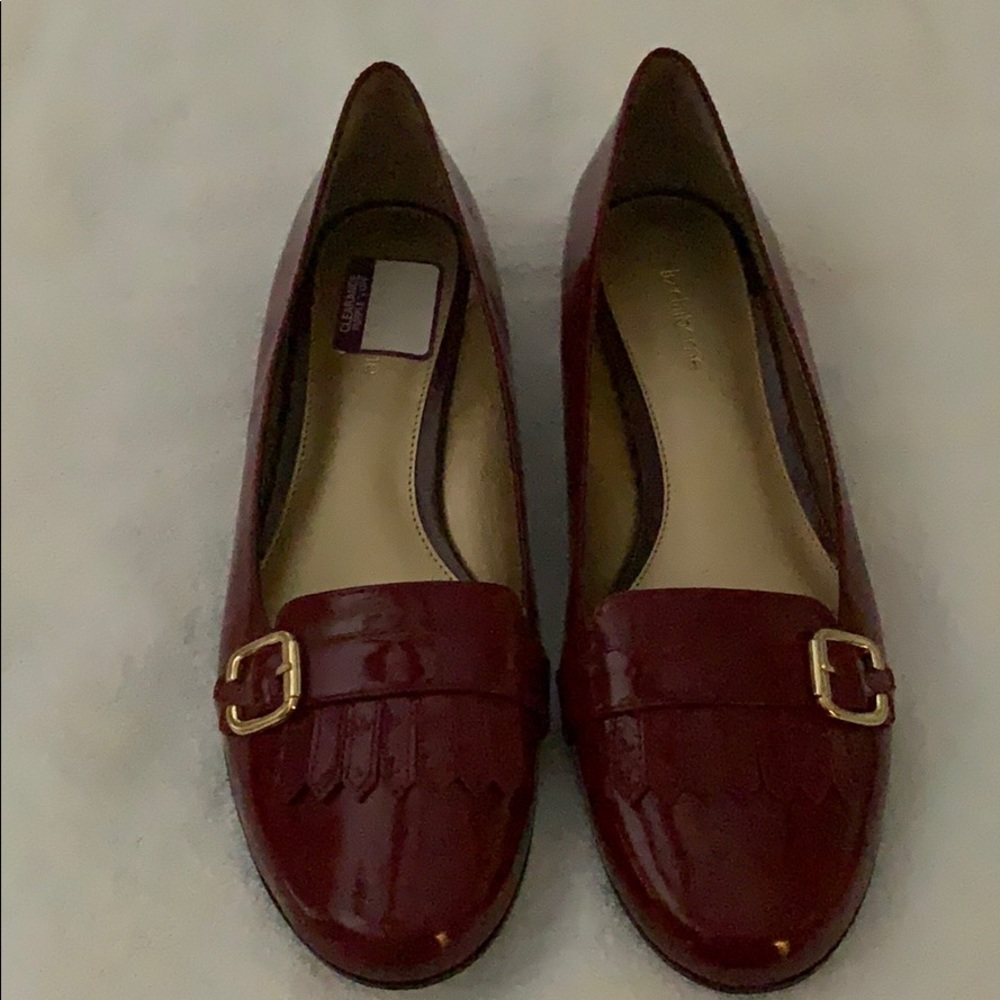 NWT Red patent leather loafers 11M